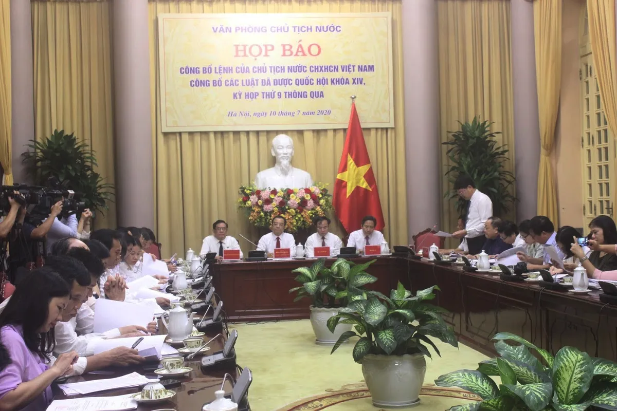 Kinh doanh dịch vụ đòi nợ chính thức bị khai tử vào 1/1/2021 - Ảnh 1.