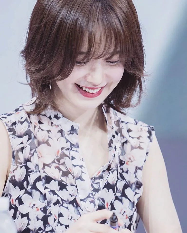 Nàng Cỏ Goo Hye Sun rạng rỡ hậu ly hôn - Ảnh 1.