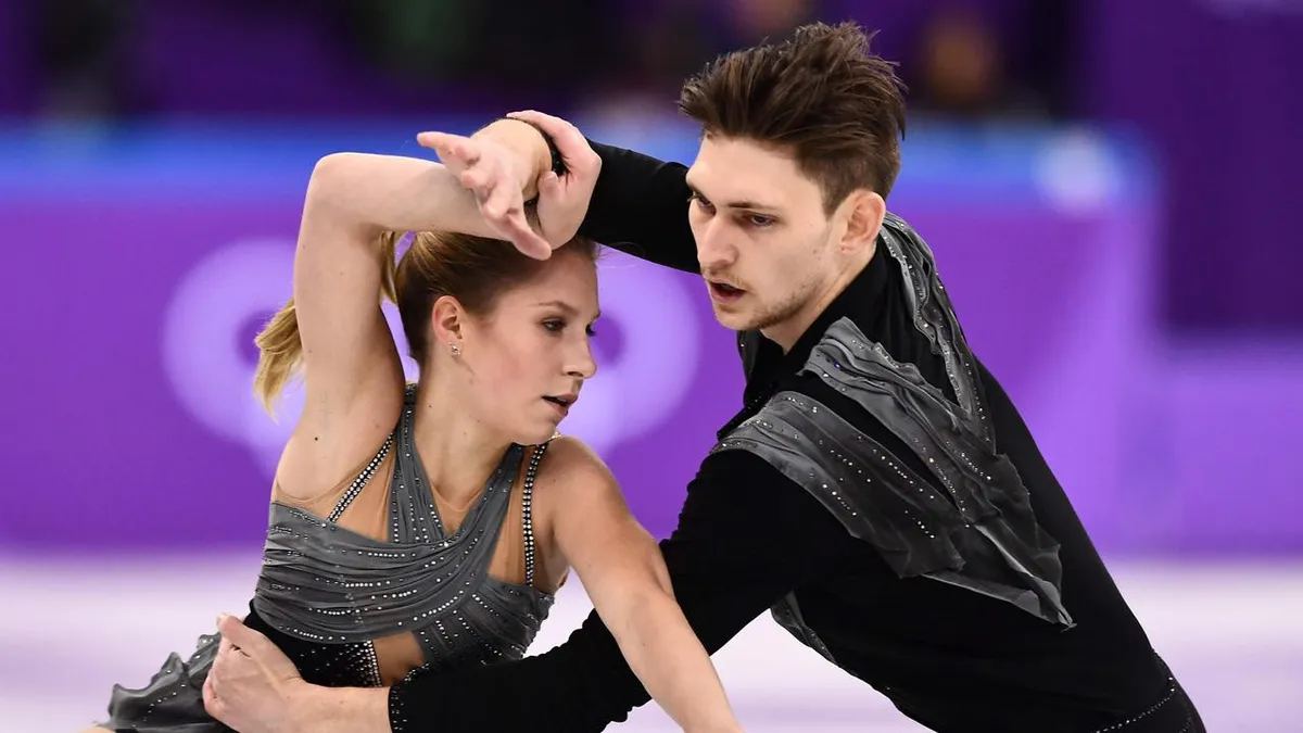 Rơi từ tầng 6, nữ VĐV trượt băng nghệ thuật Olympic thiệt mạng ở tuổi 20 - Ảnh 1.