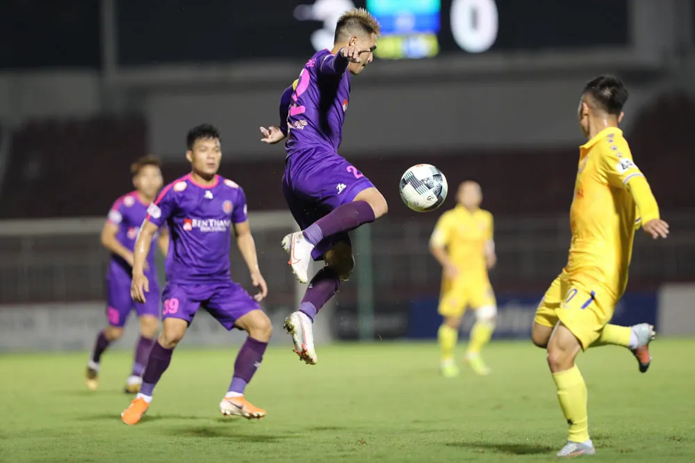 Kết quả, bảng xếp hạng vòng 10 V.League 2020: Ngôi đầu không đổi, Viettel lên nhì bảng - Ảnh 3. Kết quả, bảng xếp hạng vòng 10 V.League 2020: Ngôi đầu không đổi, Viettel lên nhì bảng - Ảnh 3.