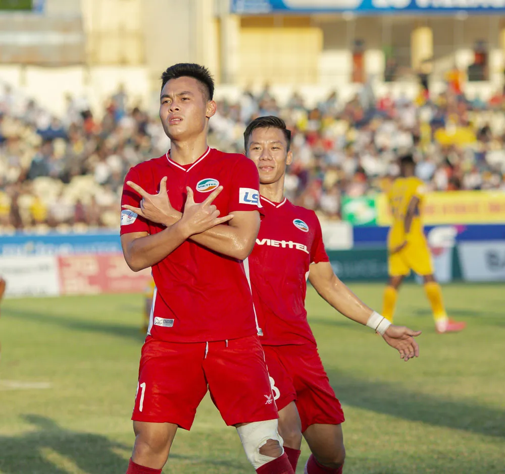 Kết quả, bảng xếp hạng vòng 10 V.League 2020: Ngôi đầu không đổi, Viettel lên nhì bảng - Ảnh 4. Kết quả, bảng xếp hạng vòng 10 V.League 2020: Ngôi đầu không đổi, Viettel lên nhì bảng - Ảnh 4.