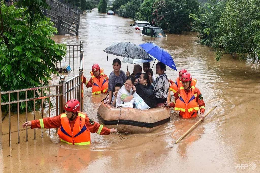 Nạn hồng thủy trên dòng Trường Giang - Ảnh 2.