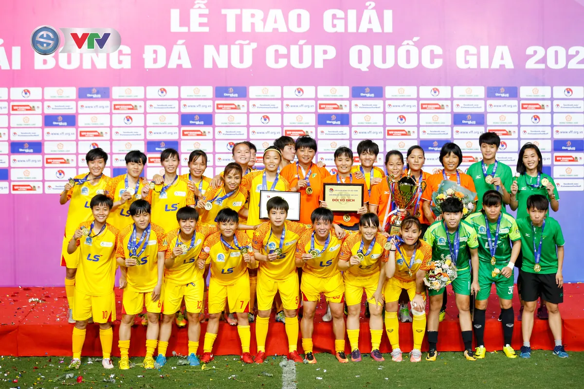 Các danh hiệu cá nhân và tập thể trong Lễ trao giải bóng đá Nữ Cúp Quốc gia 2020 - Ảnh 10.