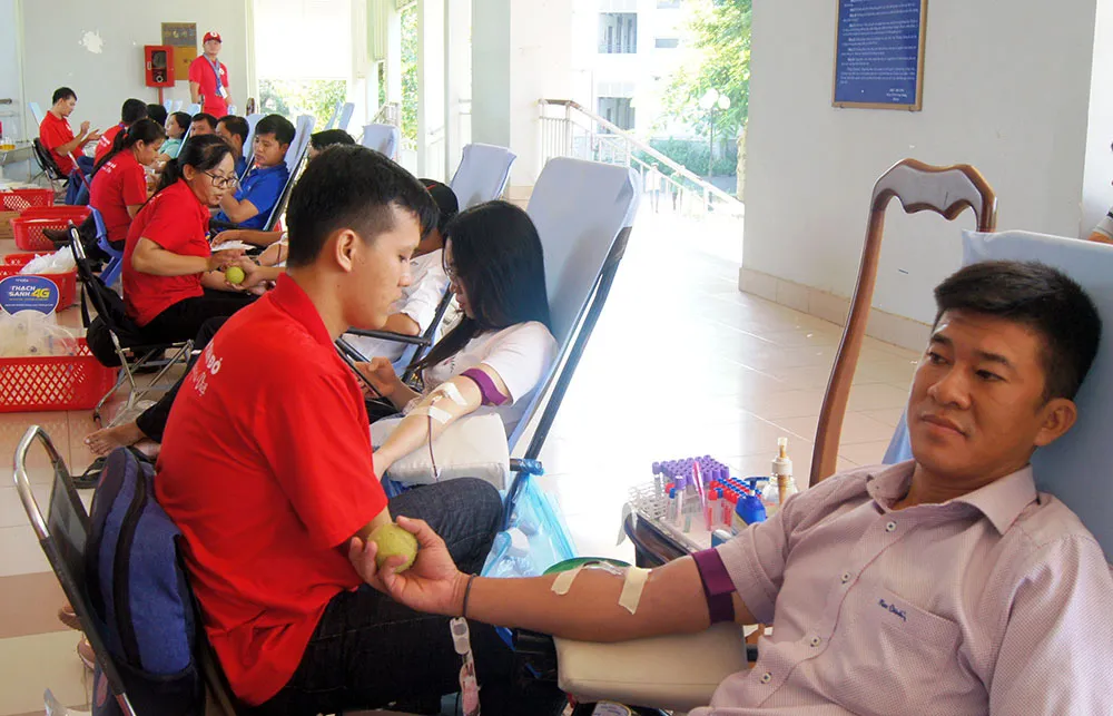 Hành trình Đỏ 2020 đã tiếp nhận hơn 55.000 đơn vị máu - Ảnh 3.