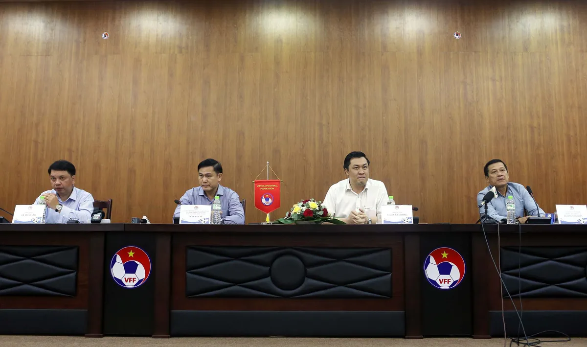 Chỉ hủy V.League 2020 trong điều kiện bất khả kháng! - Ảnh 1.