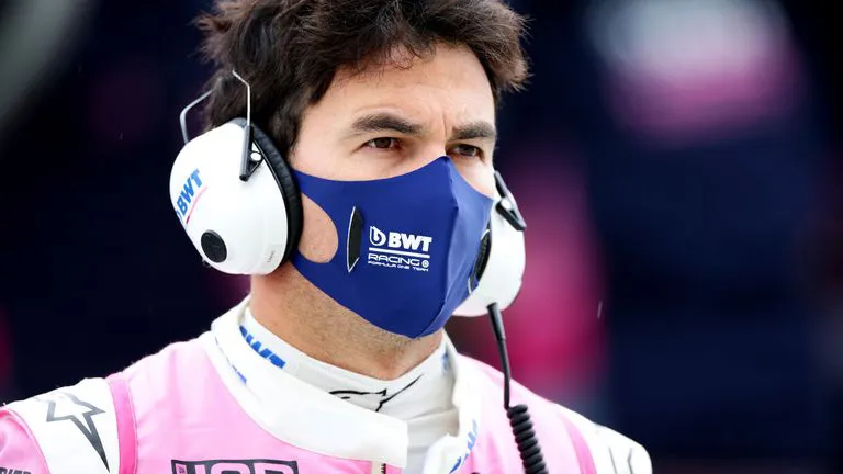 Dính COVID-19, Sergio Perez bị thay thế bởi Nico Hulkenberg ở GP Anh - Ảnh 1.