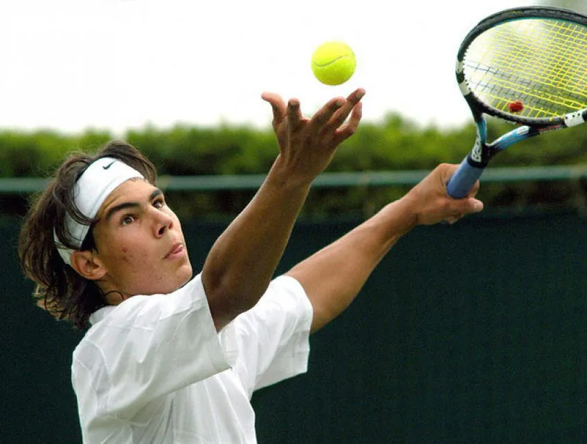 Rafael Nadal chia sẻ bất ngờ về thất bại trước Federer 14 năm trước - Ảnh 1. Rafael Nadal chia sẻ bất ngờ về thất bại trước Federer 14 năm trước - Ảnh 1.