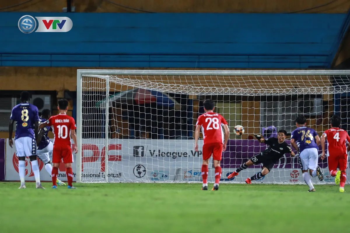 ẢNH: CLB Hà Nội chia điểm với CLB Viettel trong trận derby Thủ đô - Ảnh 5. ẢNH: CLB Hà Nội chia điểm với CLB Viettel trong trận derby Thủ đô - Ảnh 5.