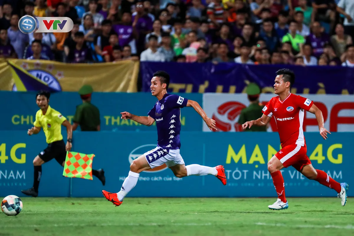 ẢNH: CLB Hà Nội chia điểm với CLB Viettel trong trận derby Thủ đô - Ảnh 12. ẢNH: CLB Hà Nội chia điểm với CLB Viettel trong trận derby Thủ đô - Ảnh 12.