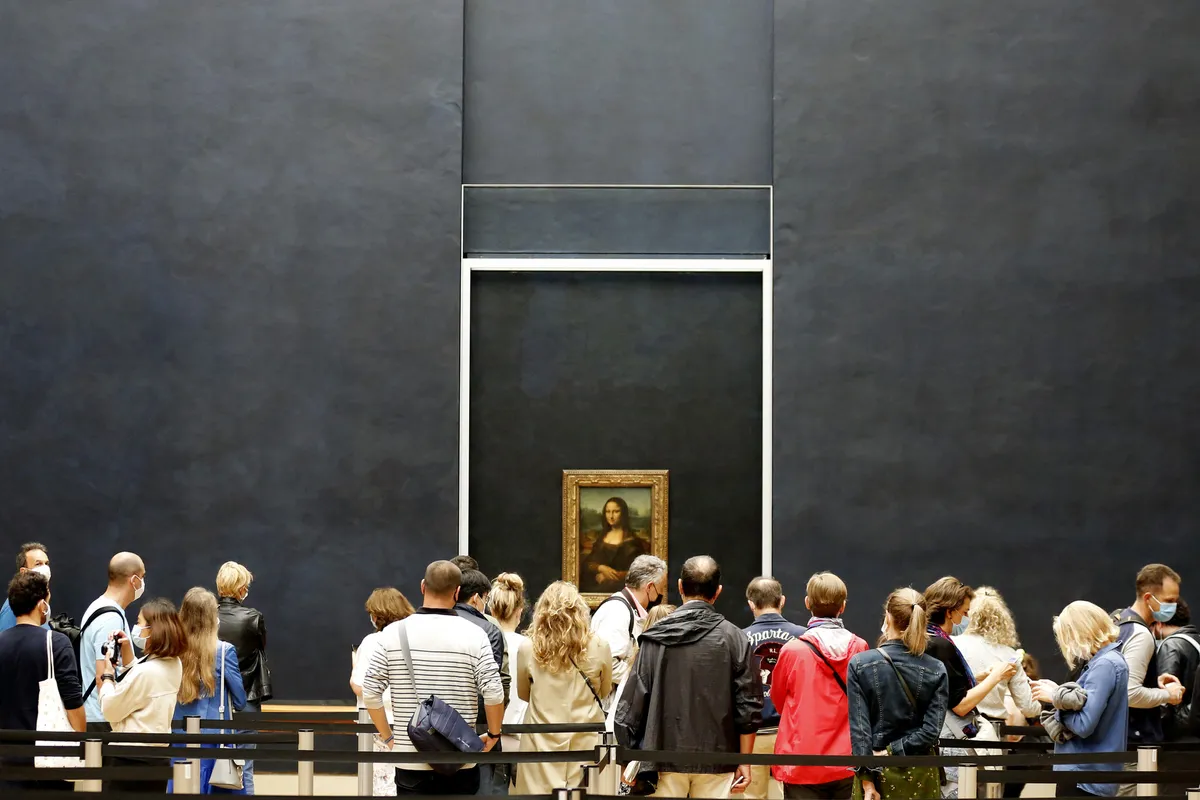 Bảo tàng Louvre mở cửa trở lại  - Ảnh 3.