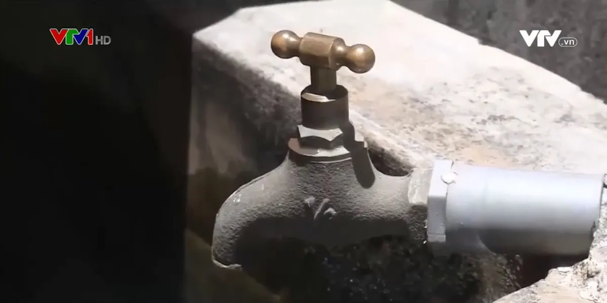 Gần 10.000 hộ dân ở Quảng Trị thiếu nước sinh hoạt - Ảnh 1.
