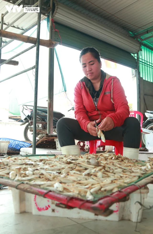 Cá nướng than hồng ngon khó quên của miền biển Cửa Lò - Ảnh 8.