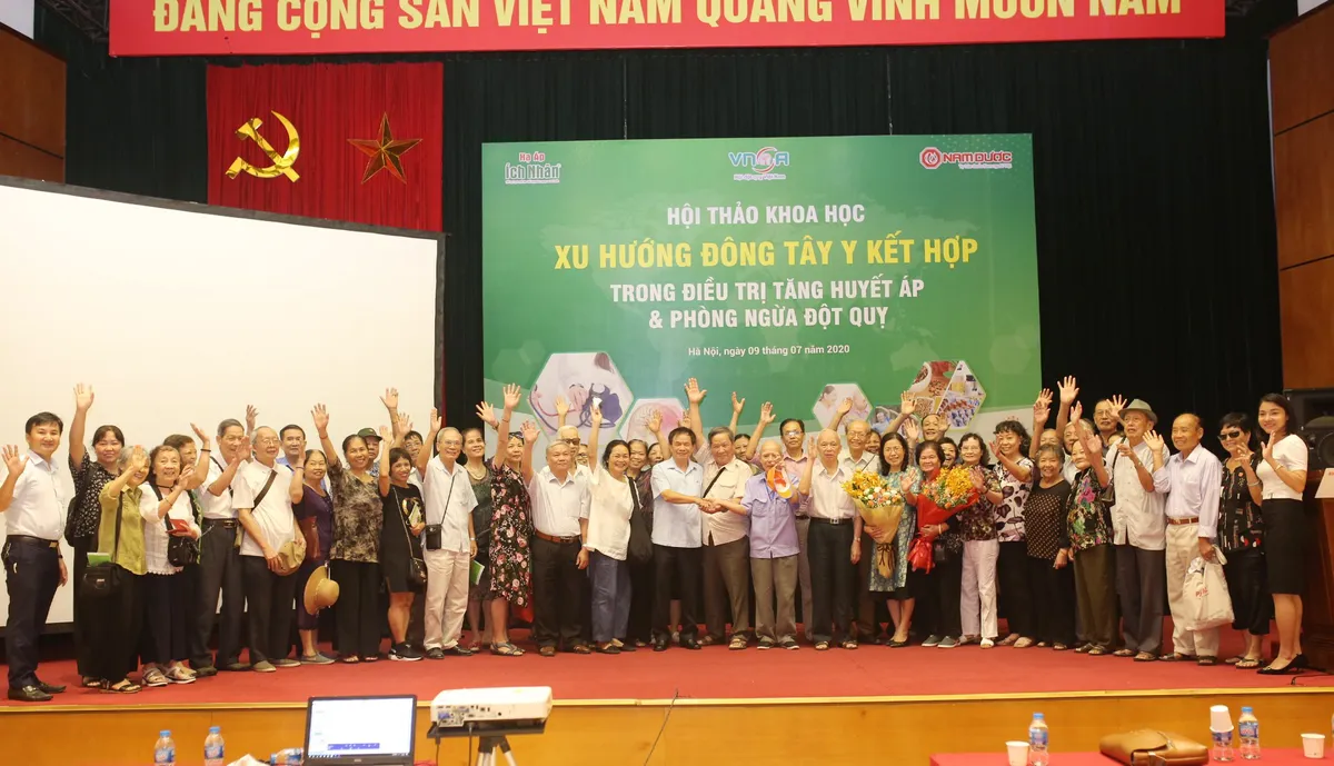 Xu hướng mới trong điều trị tăng huyết áp và phòng ngừa đột quỵ - Ảnh 5. Xu hướng mới trong điều trị tăng huyết áp và phòng ngừa đột quỵ - Ảnh 5.