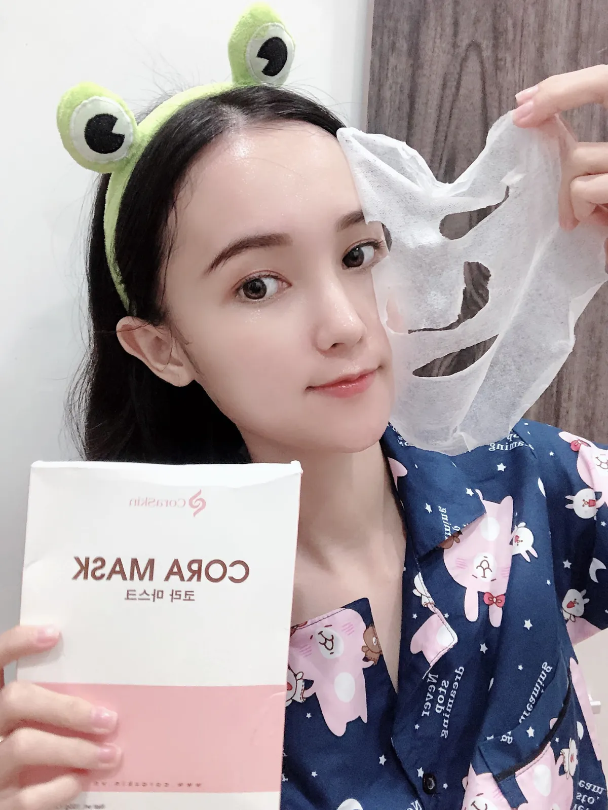 Mặt nạ M&agrave;ng kh&oacute;a trắng Cora Skin - Da đẹp chỉ sau 4 tuần - Ảnh 2.