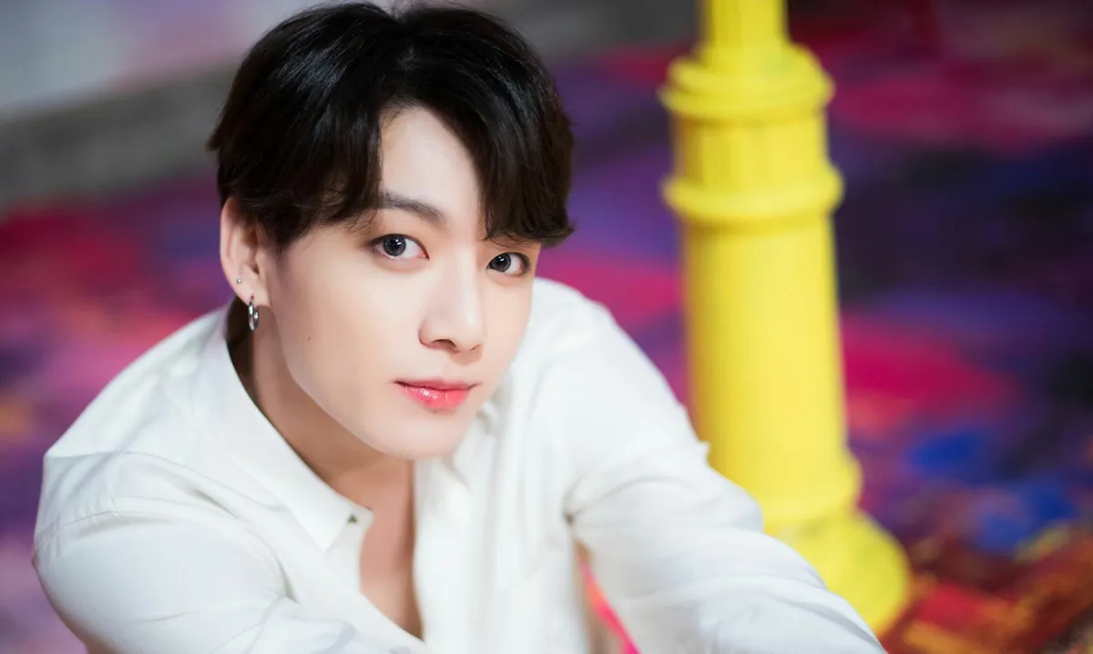 Jungkook (BTS) được chọn làm em út tuyệt vời nhất K-Pop năm 2020 - Ảnh 1.