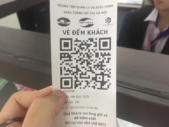 Hà Nội yêu cầu bến xe bán vé điện tử dịp nghỉ lễ 2/9 - Ảnh 1.