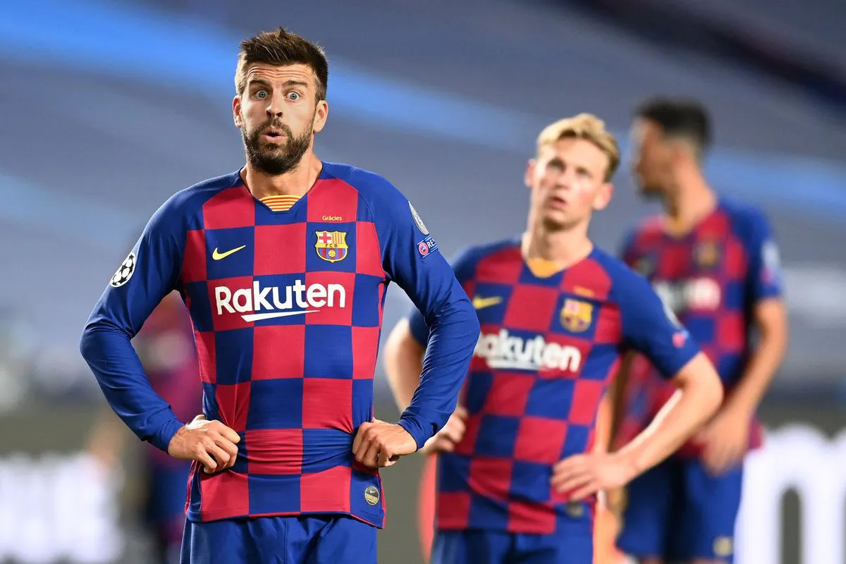 Pique thấy xấu hổ trước trận thua 2-8 của Barca và sẵn sàng chia tay đội bóng - Ảnh 1. Pique thấy xấu hổ trước trận thua 2-8 của Barca và sẵn sàng chia tay đội bóng - Ảnh 1.