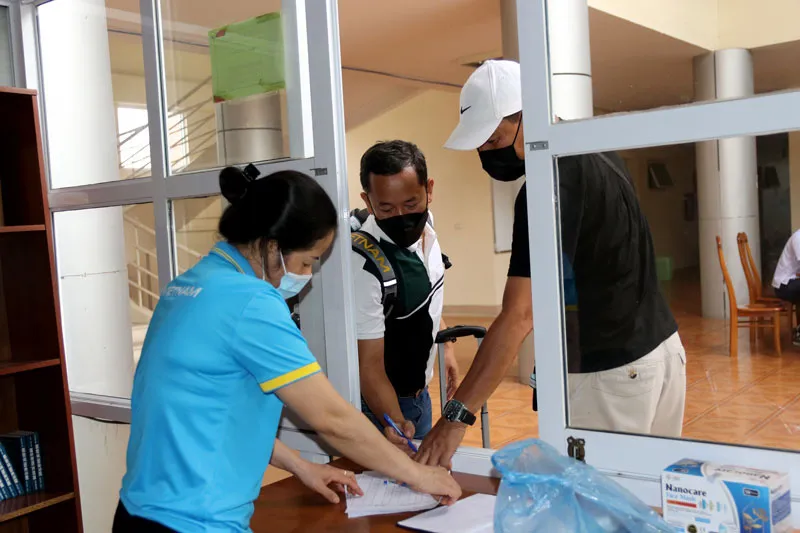 ĐT U22 Việt Nam nghiêm túc thực hiện kiểm tra y tế trong ngày hội quân - Ảnh 3. ĐT U22 Việt Nam nghiêm túc thực hiện kiểm tra y tế trong ngày hội quân - Ảnh 3.