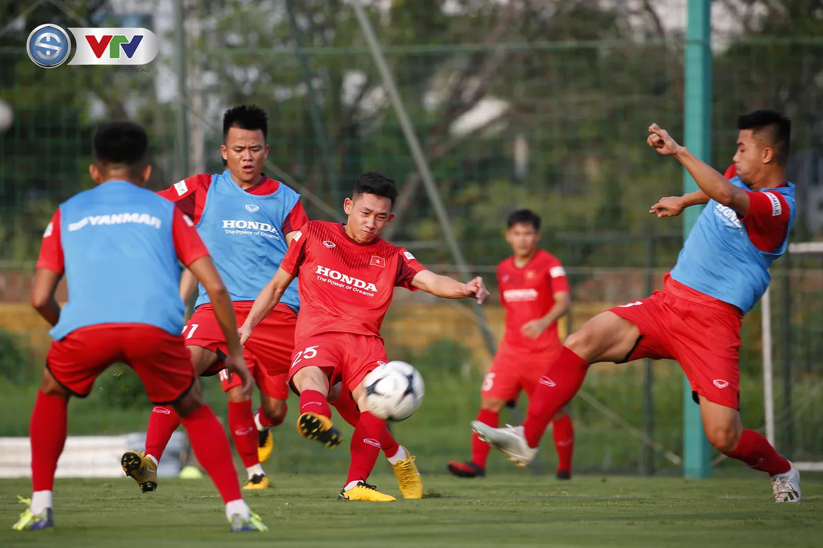 ẢNH: U22 Việt Nam chuẩn bị cho trận đấu tập nội bộ - Ảnh 14. ẢNH: U22 Việt Nam chuẩn bị cho trận đấu tập nội bộ - Ảnh 14.