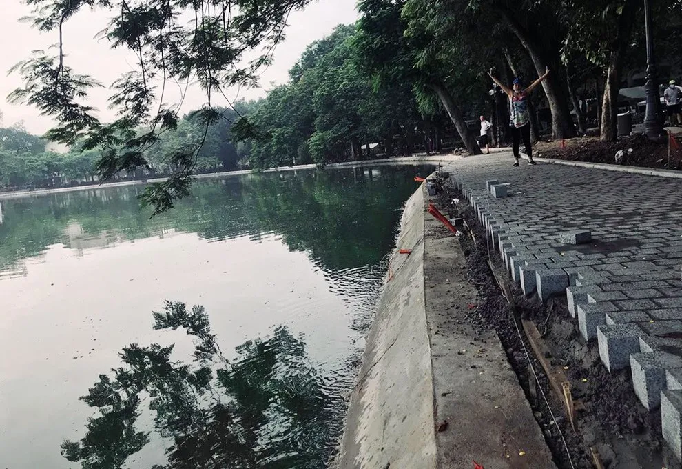 Hoàn thành công trình kè hồ Hoàn Kiếm sau 65 ngày thi công - Ảnh 12.