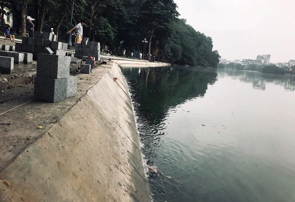 Hoàn thành công trình kè hồ Hoàn Kiếm sau 65 ngày thi công - Ảnh 9.