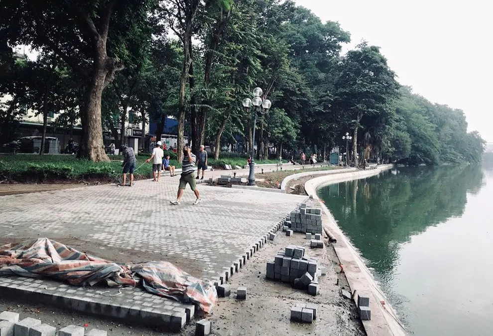 Hoàn thành công trình kè hồ Hoàn Kiếm sau 65 ngày thi công - Ảnh 8.
