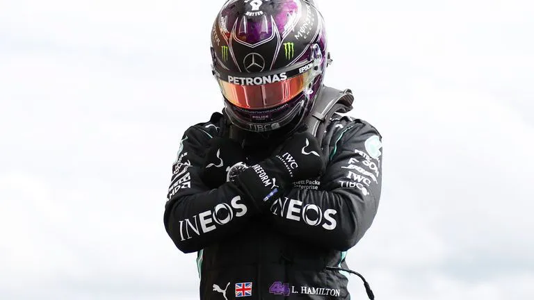 Lewis Hamilton gi&agrave;nh vị tr&iacute; xuất ph&aacute;t đầu ti&ecirc;n tại GP Bỉ - Ảnh 1.