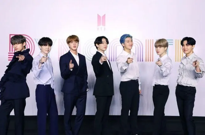 BTS ẵm trọn 4 giải tại VMAs 2020 - Ảnh 1.