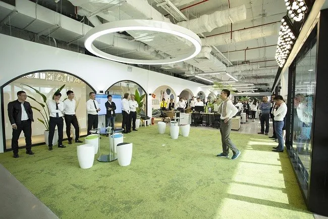 Học viện Doanh nh&acirc;n hạnh ph&uacute;c c&ocirc;ng bố g&oacute;i hỗ trợ đ&agrave;o tạo 50 tỷ đồng cho c&aacute;c doanh nghiệp ảnh hưởng bởi COVID-19 - Ảnh 2.