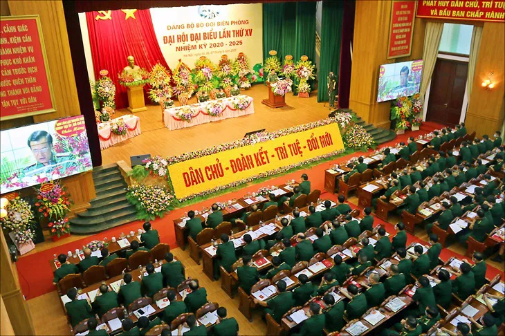 Trung tướng Đỗ Danh Vượng tái đắc cử Bí thư Đảng ủy Bộ đội Biên phòng - Ảnh 2.
