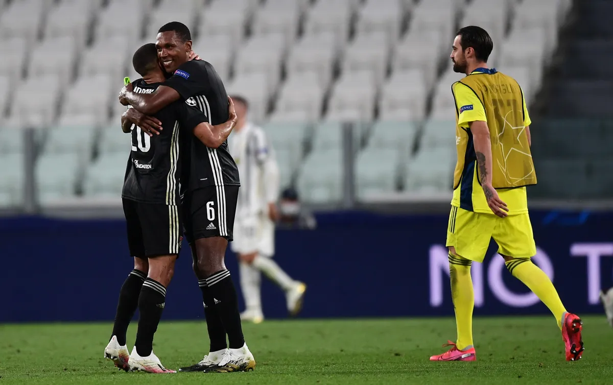 Ronaldo lập cú đúp, Juventus vẫn bị loại khỏi Champions League - Ảnh 5. Ronaldo lập cú đúp, Juventus vẫn bị loại khỏi Champions League - Ảnh 5.