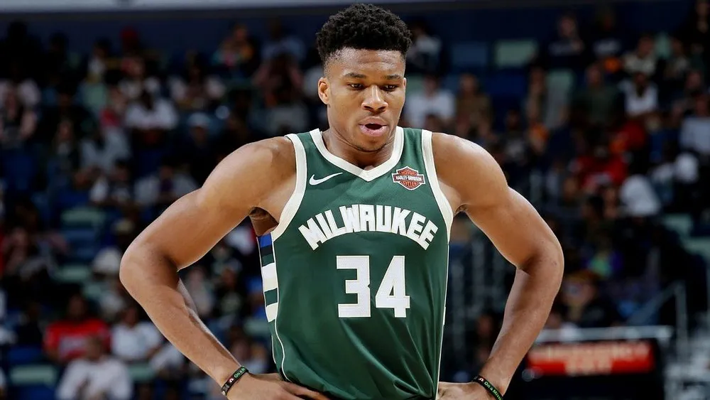 Milwaukee Bucks tự tin sẽ gia hạn hợp đồng với Giannis Antetokounmpo - Ảnh 1. Milwaukee Bucks tự tin sẽ gia hạn hợp đồng với Giannis Antetokounmpo - Ảnh 1.