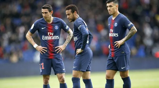 NÓNG: 3 trụ cột của PSG nhiễm COVID-19, trong đó có Neymar! - Ảnh 1. NÓNG: 3 trụ cột của PSG nhiễm COVID-19, trong đó có Neymar! - Ảnh 1.