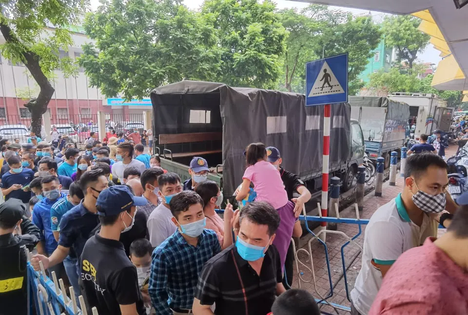CLB Viettel – CLB Hà Nội: Khán giả nô nức đến sân Hàng Đẫy xem trận chung kết Cúp Quốc gia 2020 - Ảnh 5.