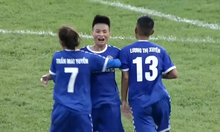 Phong Phú Hà Nam 3-3 Thái Nguyên T&T: Trận hòa kịch tính - Ảnh 3. Phong Phú Hà Nam 3-3 Thái Nguyên T&T: Trận hòa kịch tính - Ảnh 3.