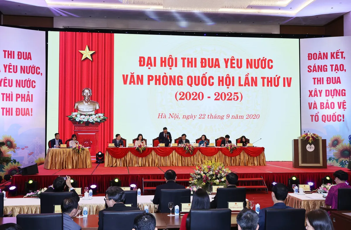 Nội dung thi đua phải bám sát với yêu cầu nhiệm vụ phục vụ Quốc hội - Ảnh 2.