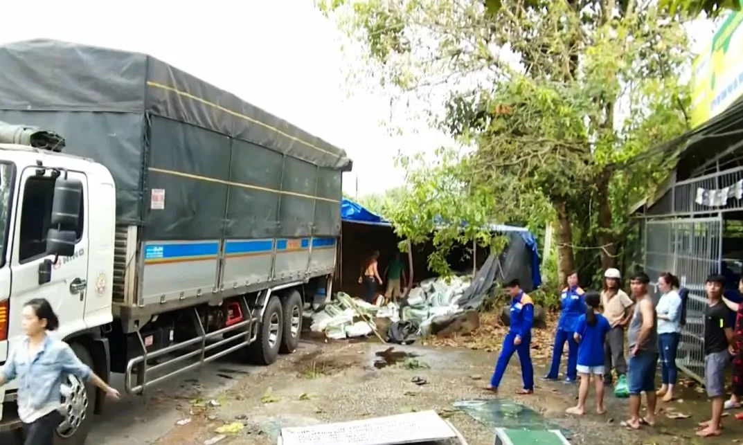 Vì sao liên tiếp xảy ra tai nạn giao thông trên đèo Bảo Lộc? - Ảnh 2.