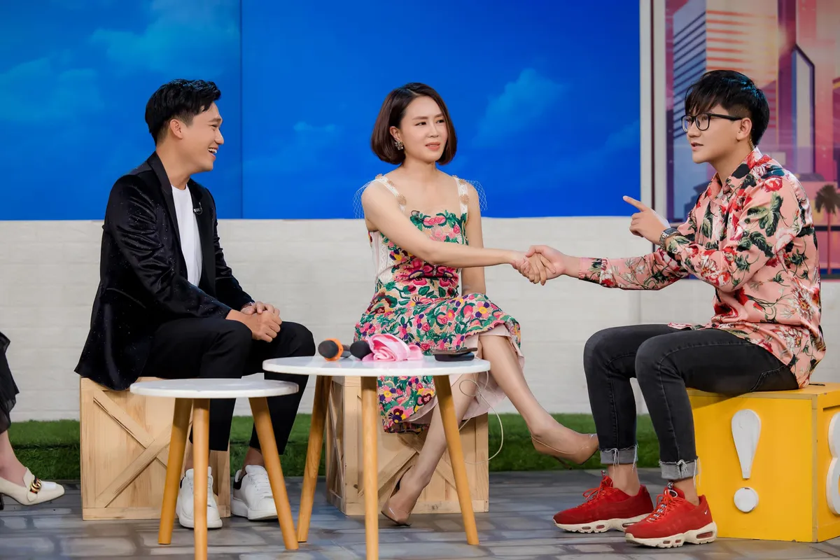 Cười té ghế với màn hoán đổi vai diễn của Hồng Diễm - Xuân Nghị - Ảnh 7.