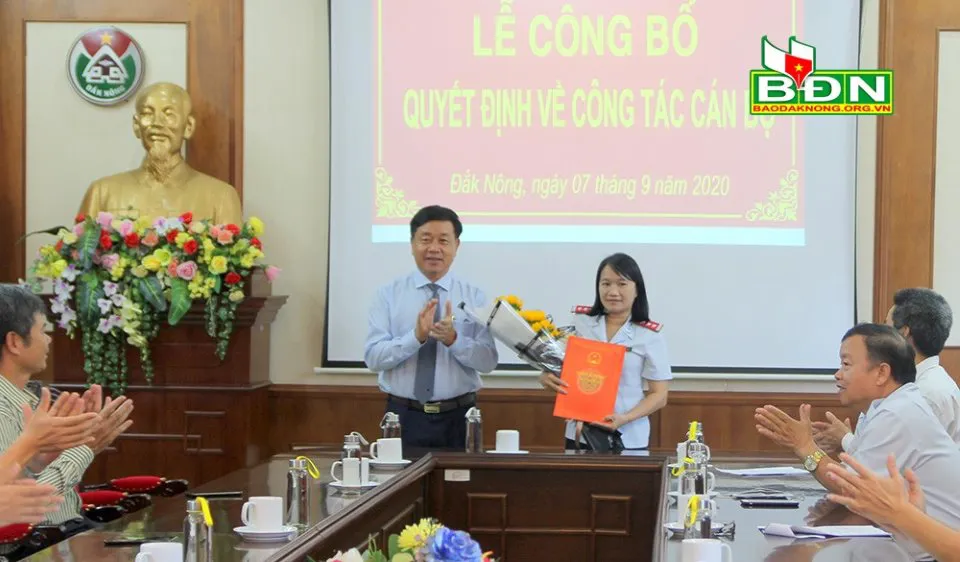 Bổ nhiệm, chuẩn y nhân sự 5 tỉnh thành - Ảnh 3.