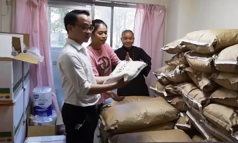 Tình người ấm áp tại khu nhà ở cứu trợ cho người Việt tại Nhật Bản - Ảnh 3. Tình người ấm áp tại khu nhà ở cứu trợ cho người Việt tại Nhật Bản - Ảnh 3.