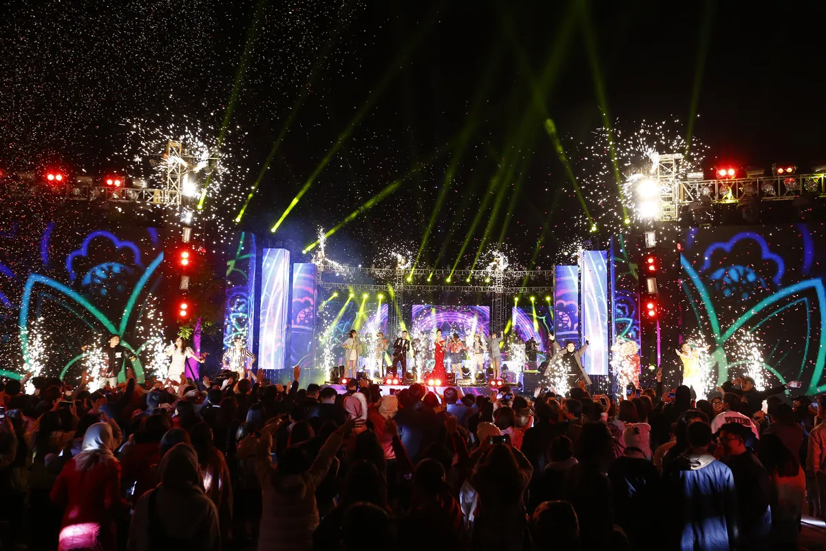 Nhìn lại những tiết mục ấn tượng tại Vũ khúc ánh sáng - Countdown 2021 - Ảnh 13.