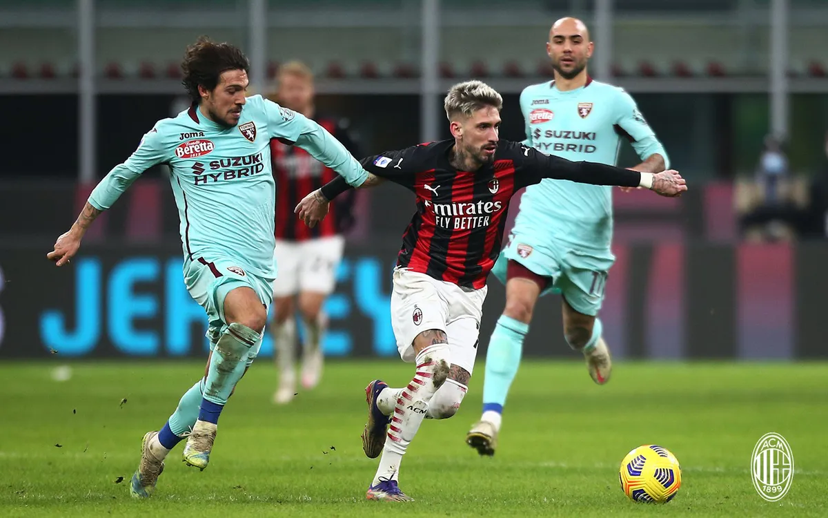 AC Milan 2-0 Torino: Ibrahimovic dự bị, AC Milan gi&agrave;nh trọn 3 điểm - Ảnh 3.