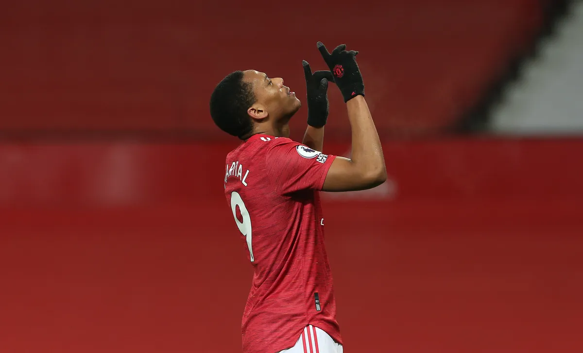 Man Utd 2-1 Aston Villa: Tiếp tục thăng hoa, Man Utd bằng điểm Liverpool - Ảnh 4. Man Utd 2-1 Aston Villa: Tiếp tục thăng hoa, Man Utd bằng điểm Liverpool - Ảnh 4.