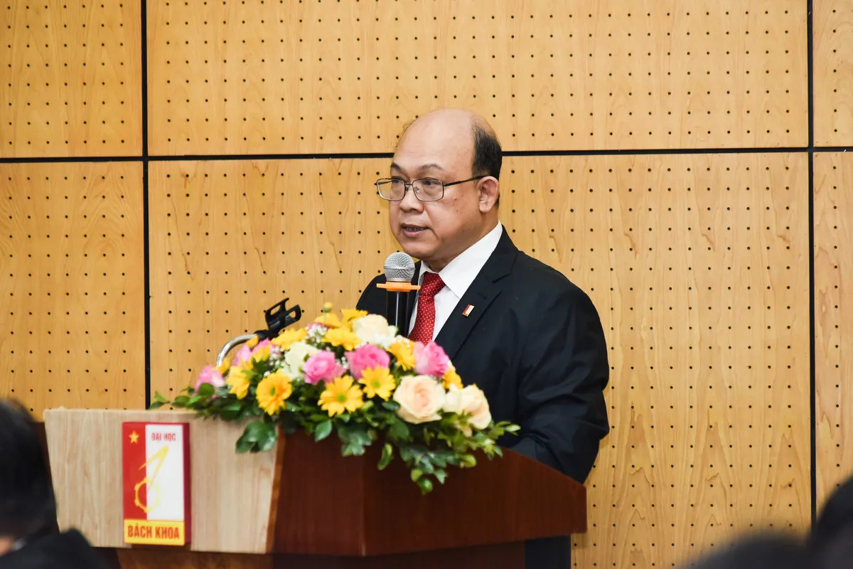 7 trường đại học kỹ thuật hàng đầu “bắt tay” hợp tác toàn diện - Ảnh 2.
