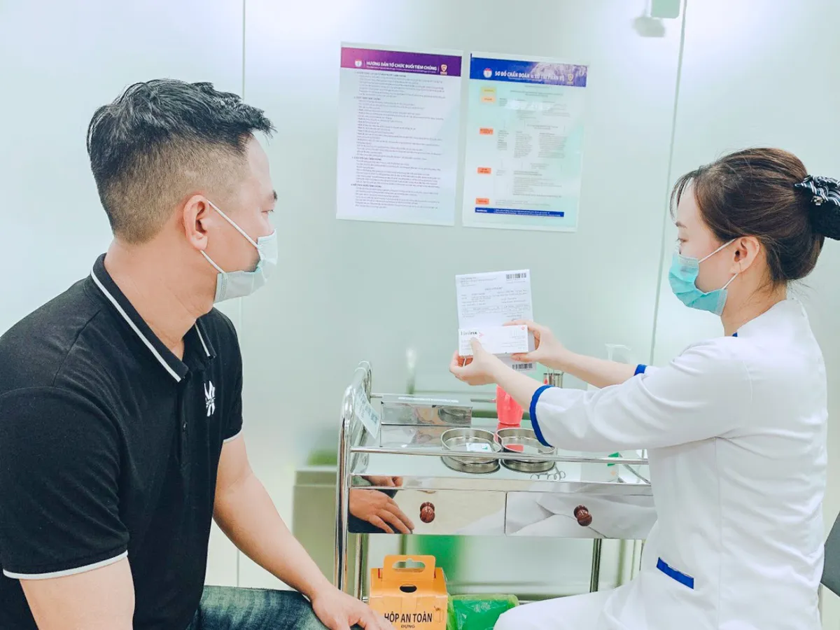 Việt Nam đã có vaccine mới phòng bệnh thủy đậu cho trẻ từ 9 tháng tuổi - Ảnh 3. Việt Nam đã có vaccine mới phòng bệnh thủy đậu cho trẻ từ 9 tháng tuổi - Ảnh 3.