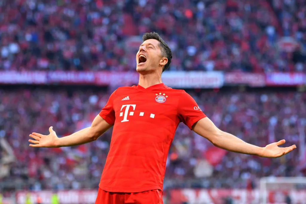 Đội hình xuất sắc nhất thập kỷ: Lewandowski sánh vai cùng Ronaldo và Messi - Ảnh 10. Đội hình xuất sắc nhất thập kỷ: Lewandowski sánh vai cùng Ronaldo và Messi - Ảnh 10.