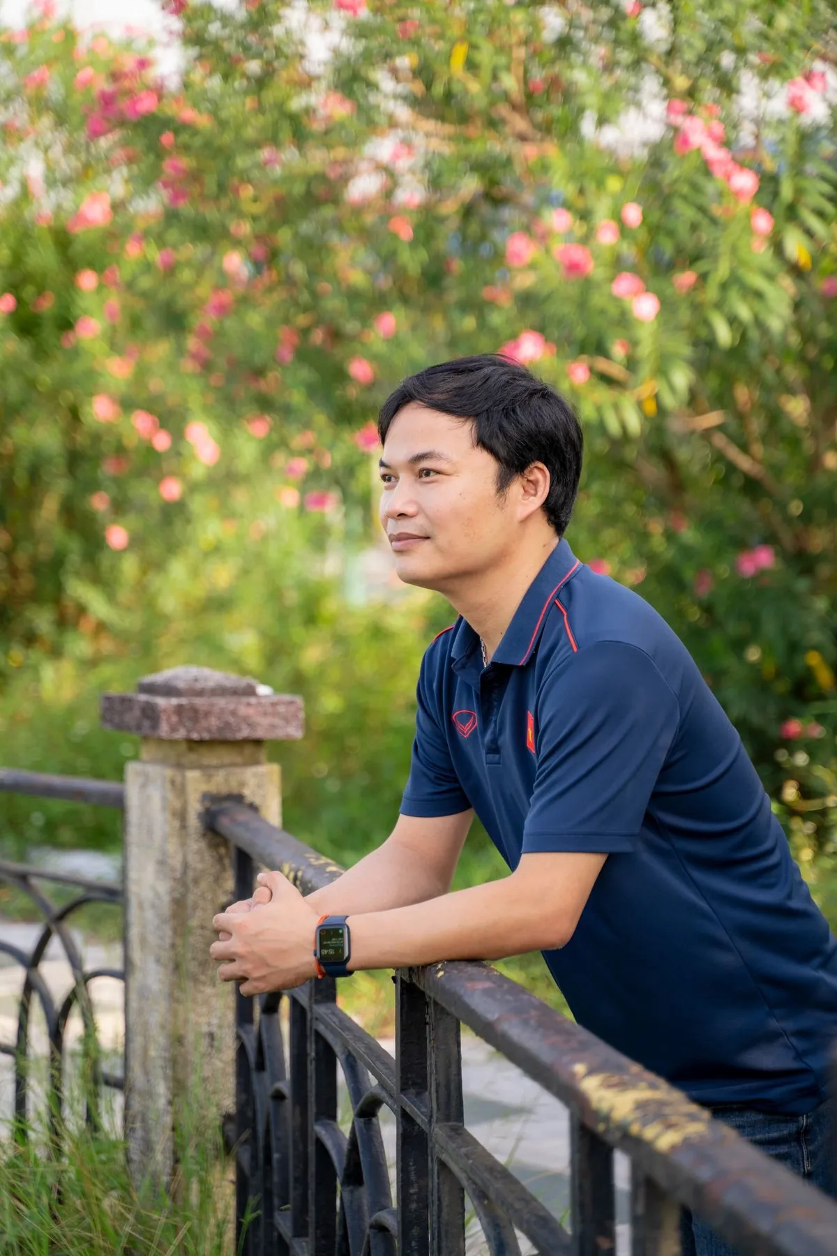 Chuyện tình yêu cảm động trong ca khúc về những bác sỹ tuyến đầu - Ảnh 2.