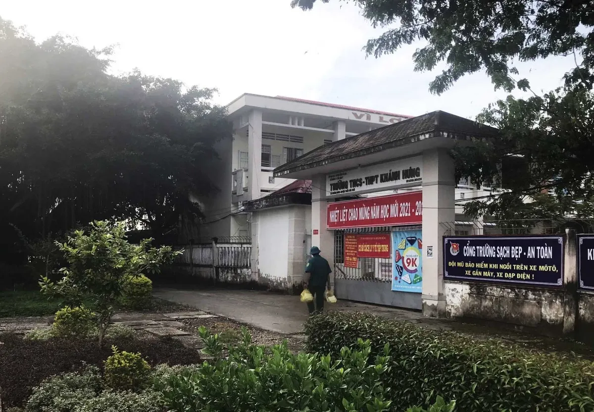Trưởng trạm y tế nơi xảy ra vụ tiêu hủy 15 con chó ở Cà Mau xin nghỉ việc - Ảnh 1. Trưởng trạm y tế nơi xảy ra vụ tiêu hủy 15 con chó ở Cà Mau xin nghỉ việc - Ảnh 1.