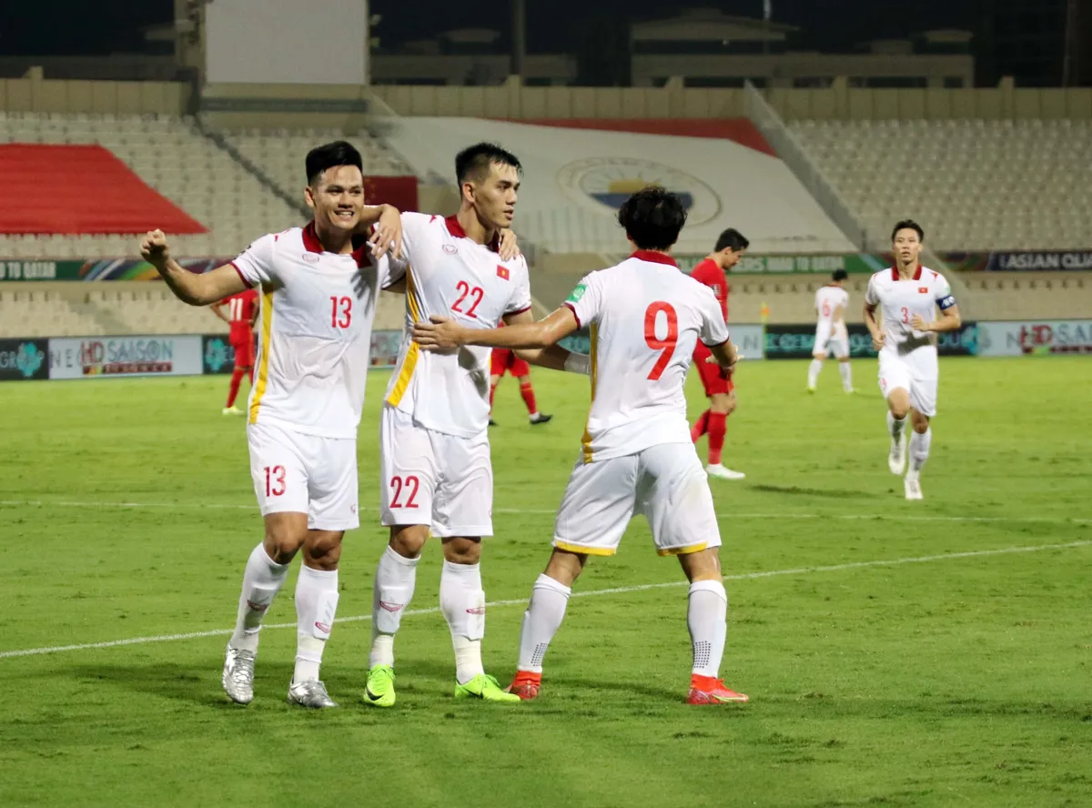 HLV Park Hang Seo và những thay đổi tích cực ở Vòng loại World Cup 2022 - Ảnh 1. HLV Park Hang Seo và những thay đổi tích cực ở Vòng loại World Cup 2022 - Ảnh 1.