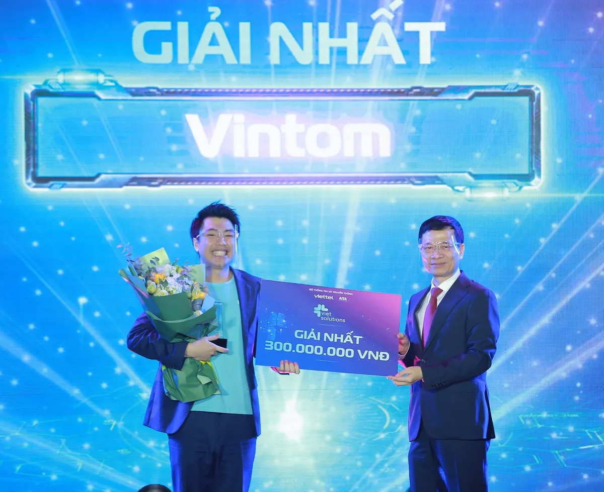 Lộ diện nhà vô địch của Viet Solutions 2021 - Ảnh 1.